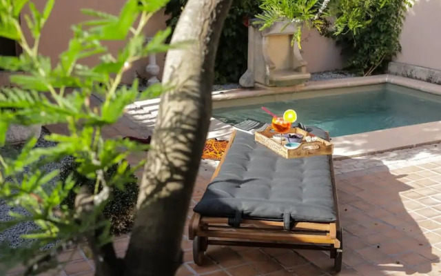 Proven ale House With Pool and spa