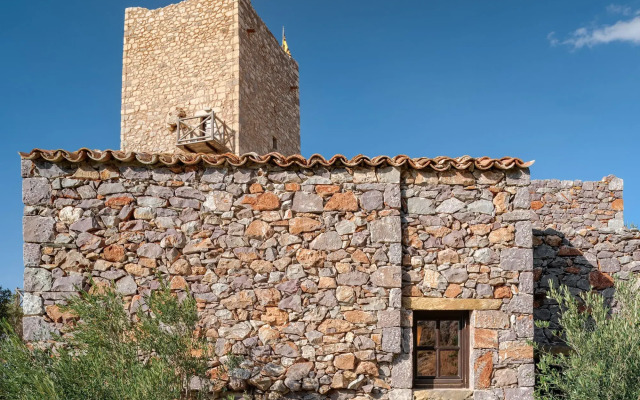 Tainaron Blue Retreat