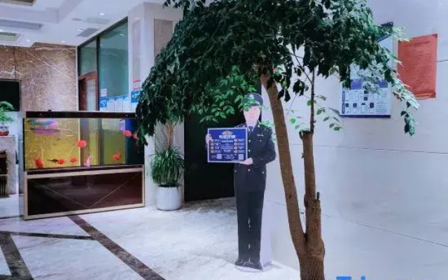 Rongshengxiang Boutique Hotel (Dengzhou Xintian 360 Central Hospital)