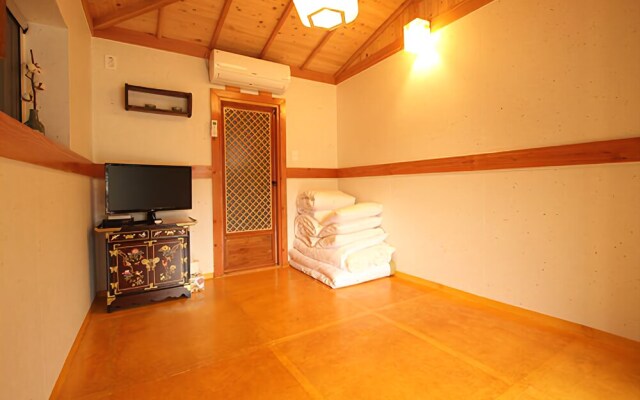 Jeongju With us Pension