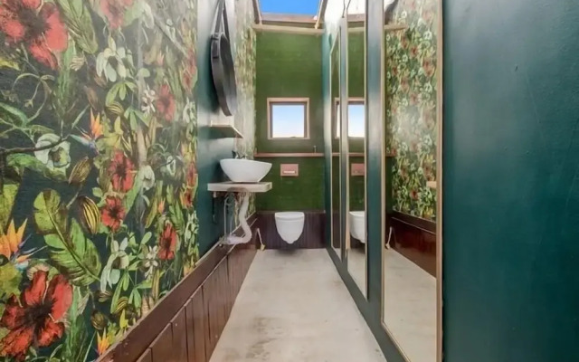 The Urban Sanctuary Boutique Hotel
