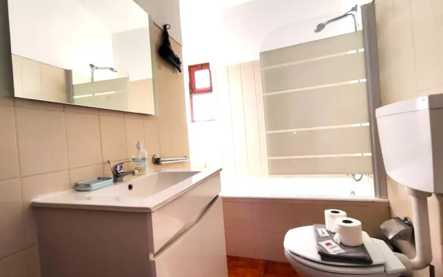 Lagos High Point Nature 2 by Homing