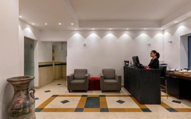 Beach Hotel by Zvieli hotels