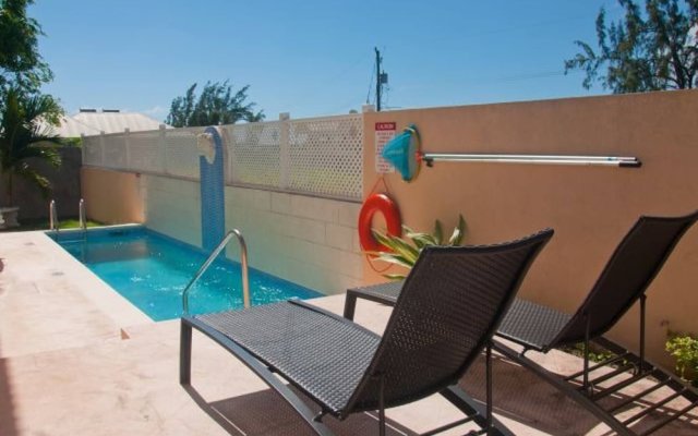 Apartment With Pool Near Golf Course And Oistins