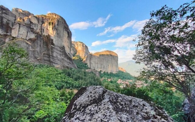 Spilaio at Meteora