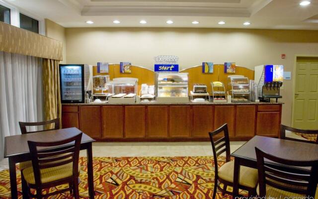Holiday Inn Express & Suites Port St. Lucie West by IHG