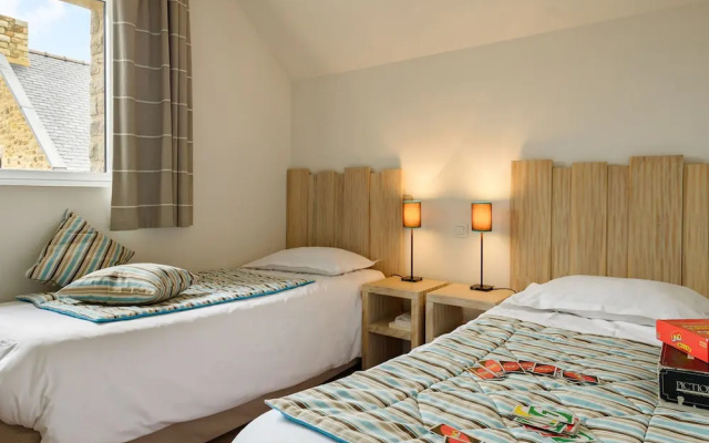 Beautiful Vacation Home Near a Breton Oyster Fishing Village