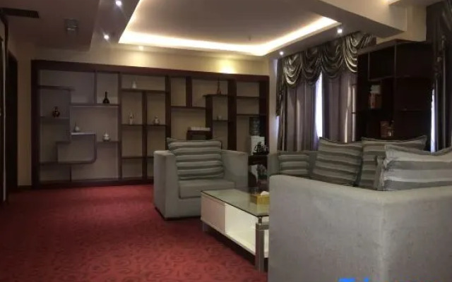Weihui Jingshang Mingzhu Hotel