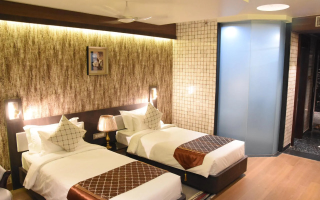 Costa Riviera Hotel