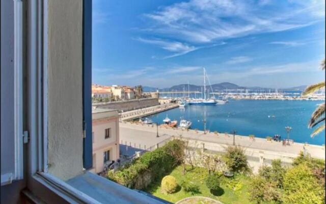 Alghero appartamento Medina per 6 ospiti in centro storico