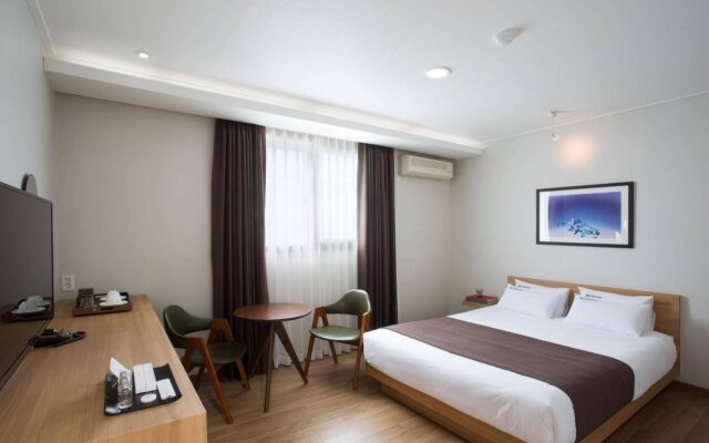 Stubborn Hotel