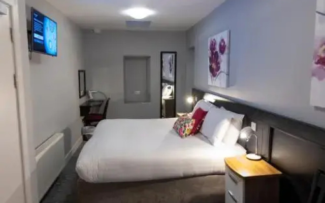 Behan's Horseshoe Bar & Restaurant