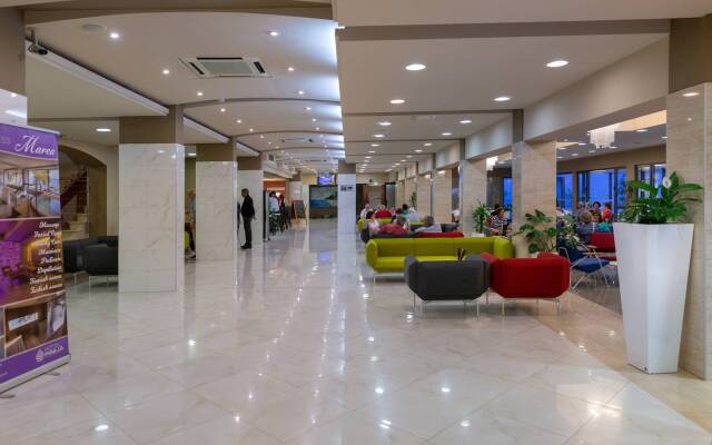 Hotel Pinija