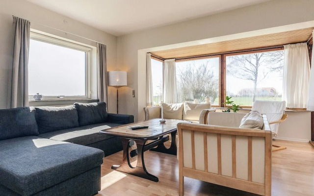 8 Person Holiday Home in Harpelunde