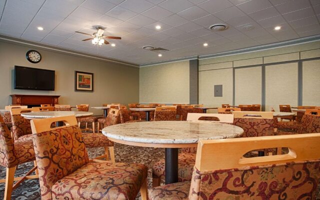 Best Western Summit Inn