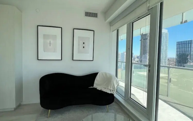 Adastay Suites Toronto