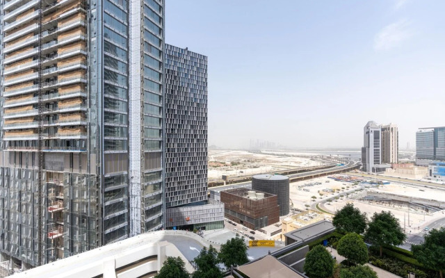 Dream Inn - Address Fountain View