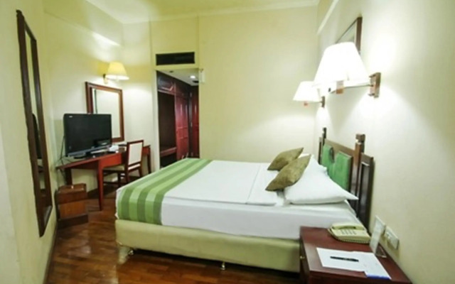 Grand Menteng Hotel