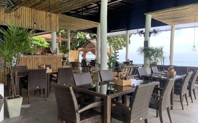 4U Resort