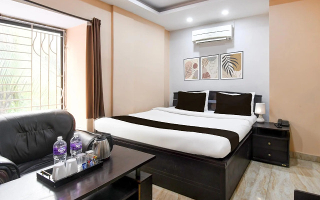 OYO 8812 White Palace Hotel & Resort New Alipore