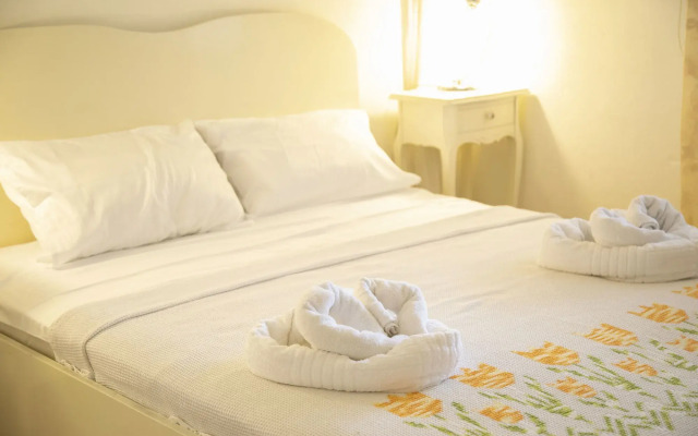 Zeren Alaçatı Butik Otel