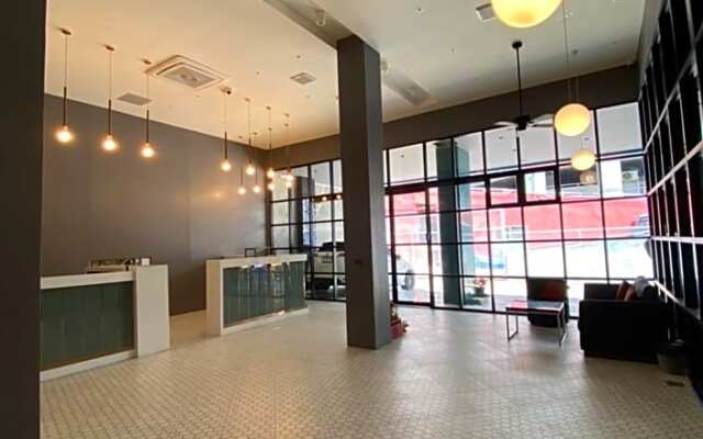 14 Sathorn hotel