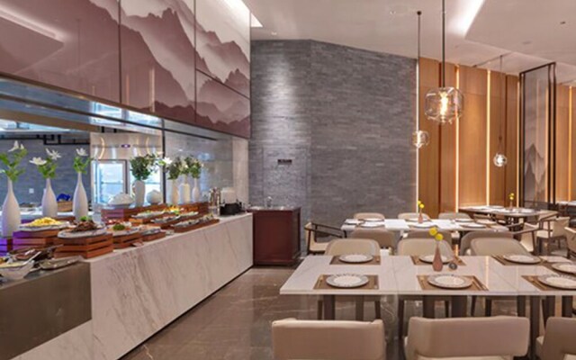 New Century Hotel Zhenhai