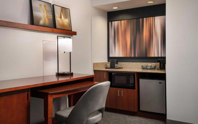 Courtyard by Marriott Pleasanton