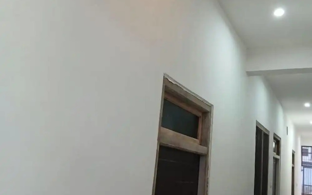 Awadh Biharee Inn