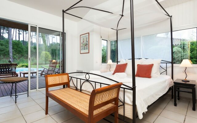 Beautiful villa with a private pool by the Atlantic ocean