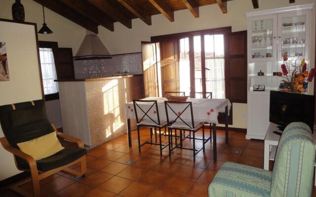 Apartamentos Rurales Villa de Saín