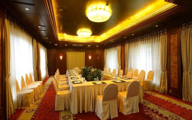 Shanghai Donghu Hotel