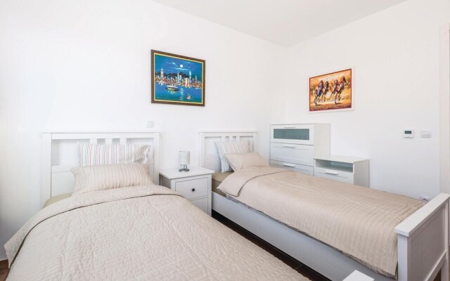 Awesome Home in Opatija with WiFi, Hot Tub & Sauna