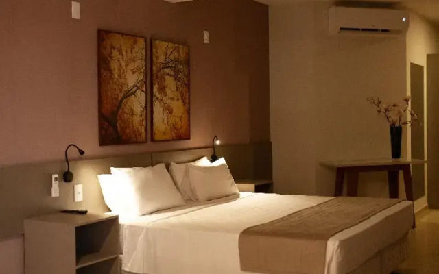 Bristol Infinity Hotel