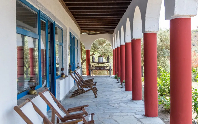 Agionissi Resort Hotel