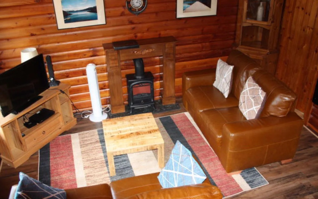 Highand Lodges 28024