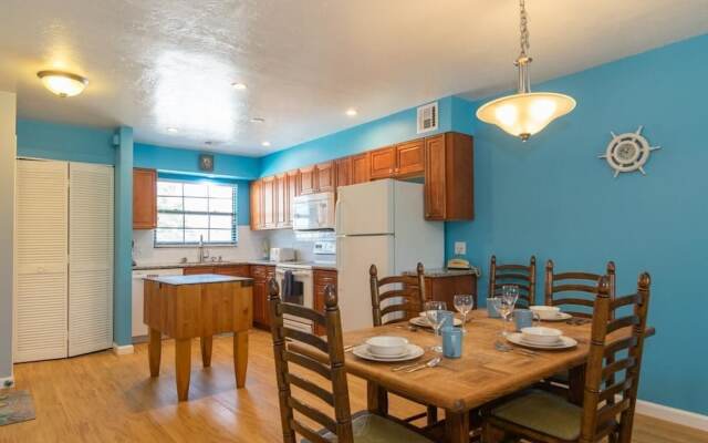 Beach Townhouses 104