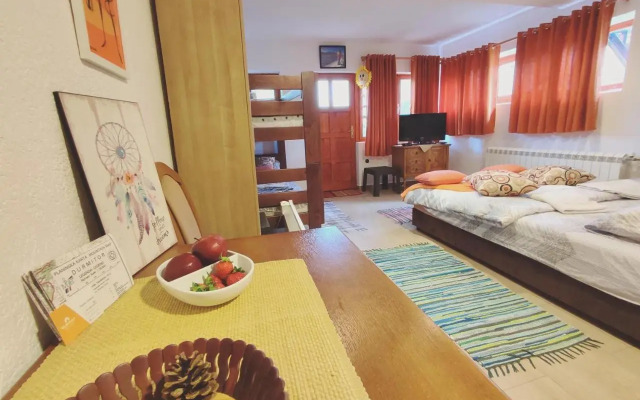 Summit Guest House