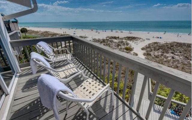 Hidden Cove 4 Apartment 2