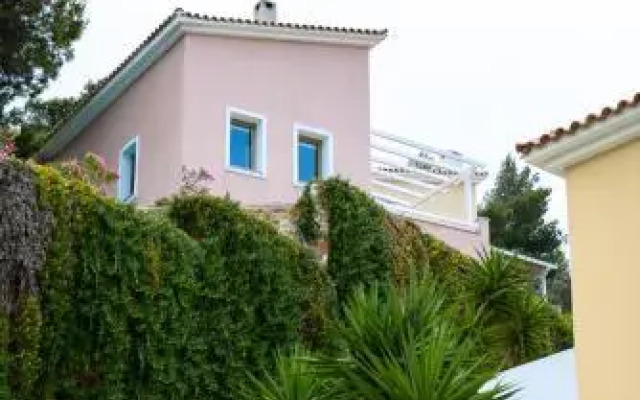 Saint George Villas & Apartments