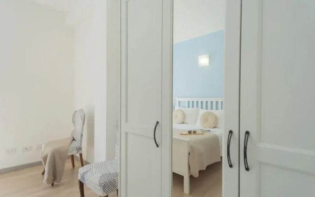 La Quiete With Private Garden by Rent all Como
