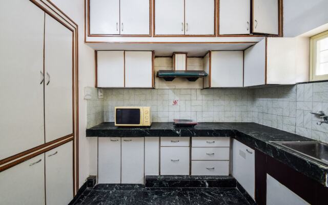 OYO Home 11874 Cozy 3BHK Goverdhan Villas