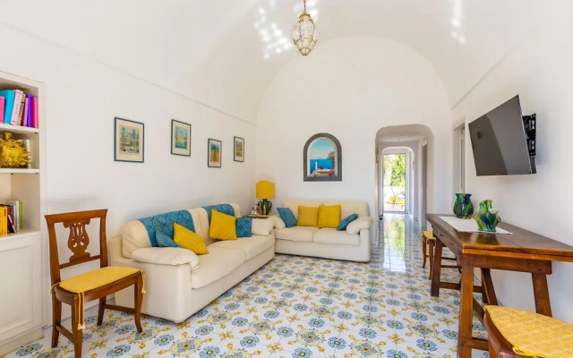 Capri Turquoise by Napoliapartments