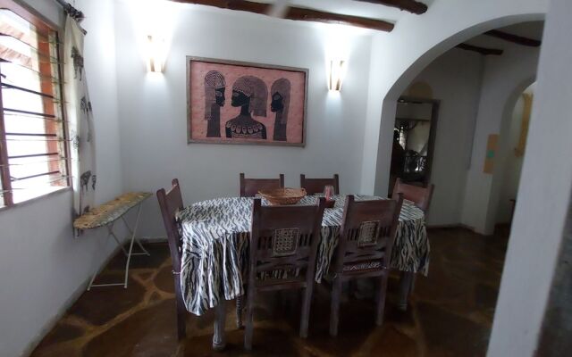 Marine Holiday House