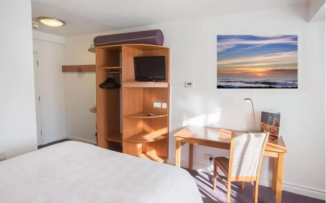 Отель Red Wing Lodge