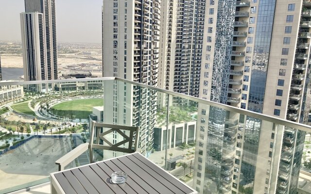 SuperHost - Stylish Apartment Facing Creek Harbour