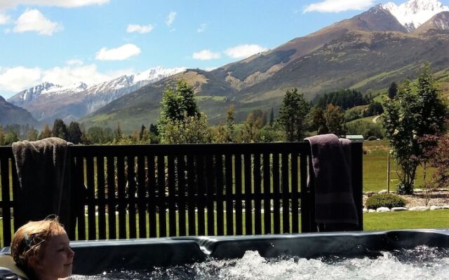 Glenorchy Peaks B&B