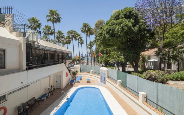Eden Roc BeachFront Apartments