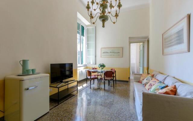 ALTIDO Spacious Flat for 6, close to Via Garibaldi