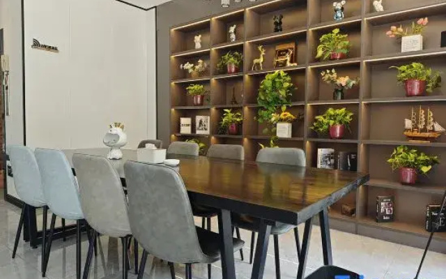 Huayi Select Hotel (Xihua Qinghua Road Branch)